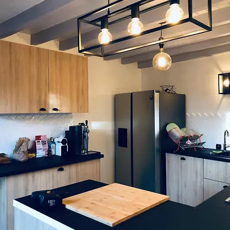 Holiday home Superbe Maison 1h15 De Paris Avec Jacuzzi *